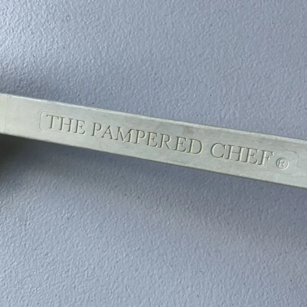 Pampered Chef Vintage Spatula Baking Scraper Utensil White 12.5